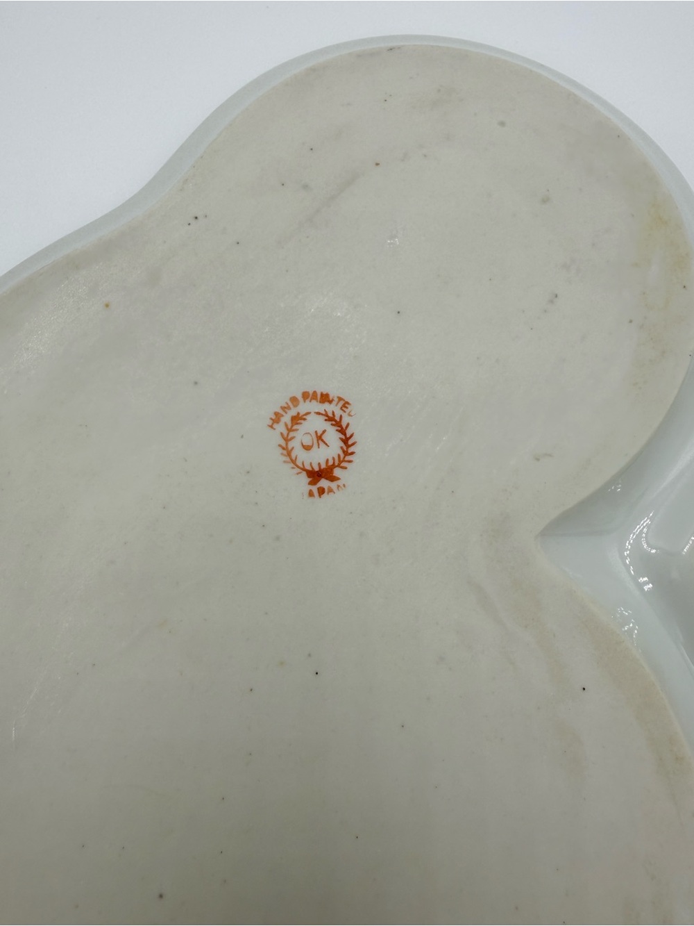 Pair of Japanese lusterware tea cups and integrated saucers-hand-painted - Picture 7 of 7